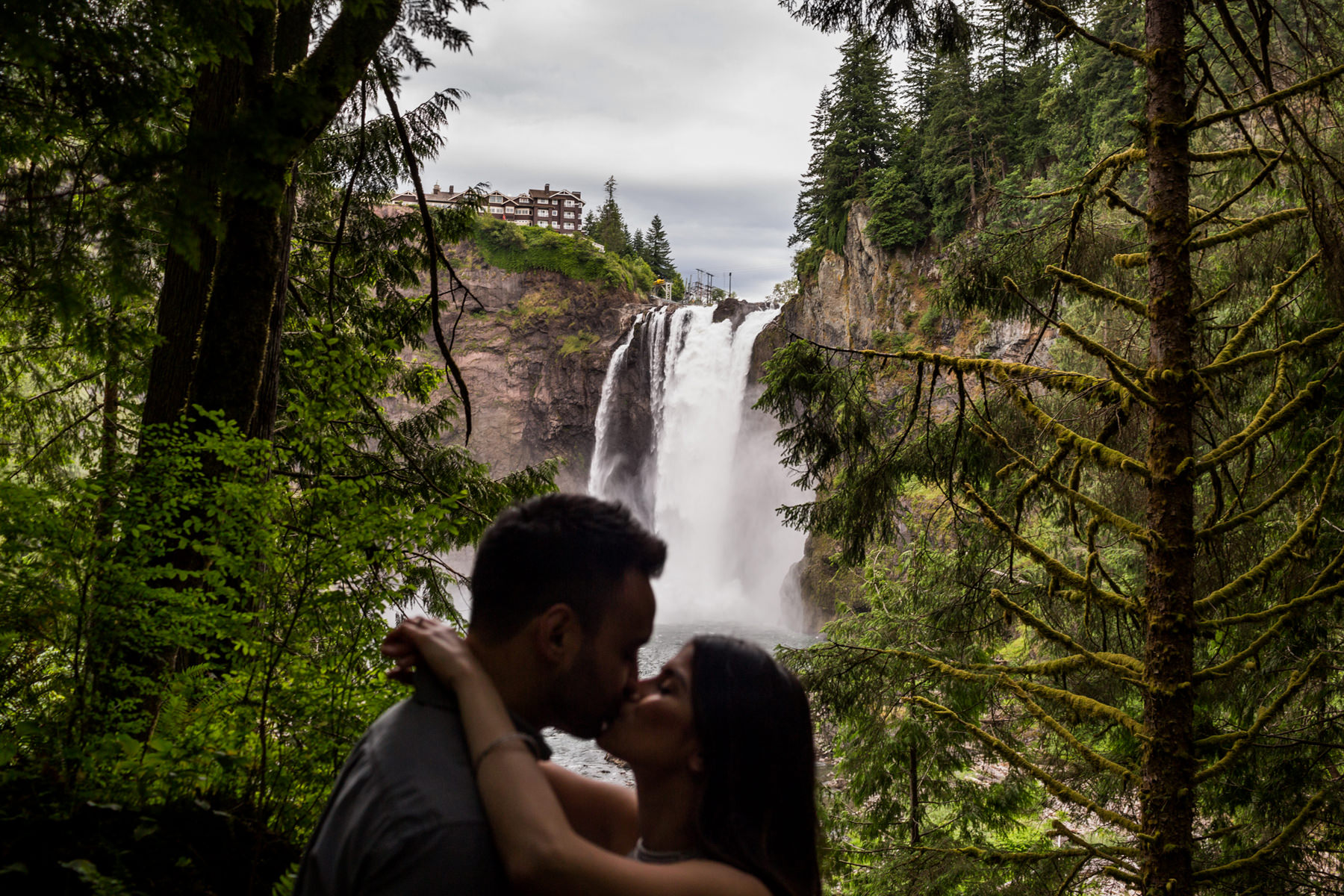 Snoqualmie Falls Engagement Photos